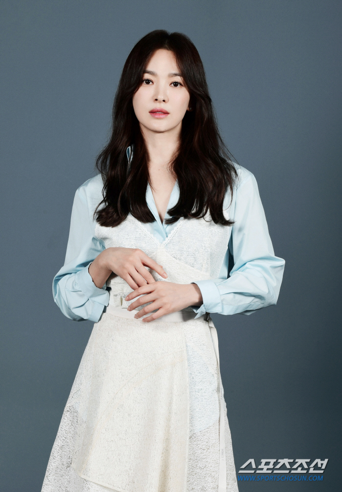 [딘독②] 송혜교 "'더 글로리' 문동은의 이후 삶? 눈물 나려 해" 울…