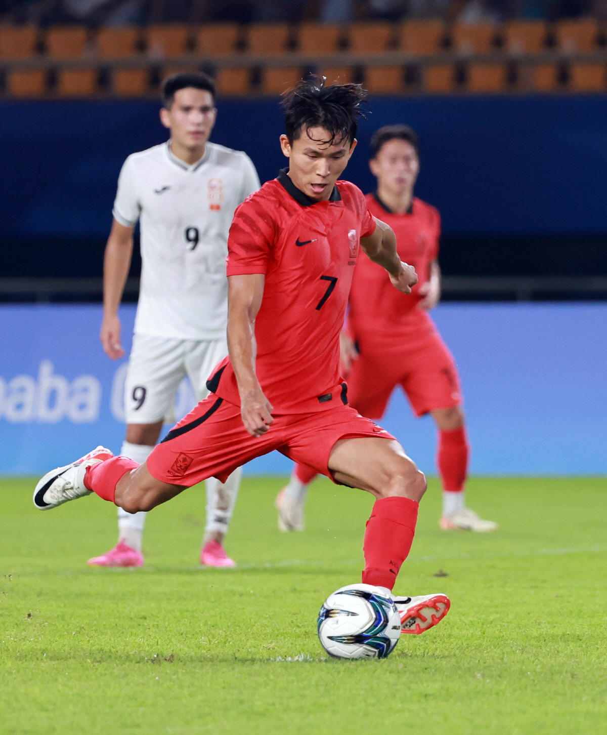 [진화 현장리뷰]'골골골골골X이강인 60분' 韓,키르기스스탄 5대1 대파…