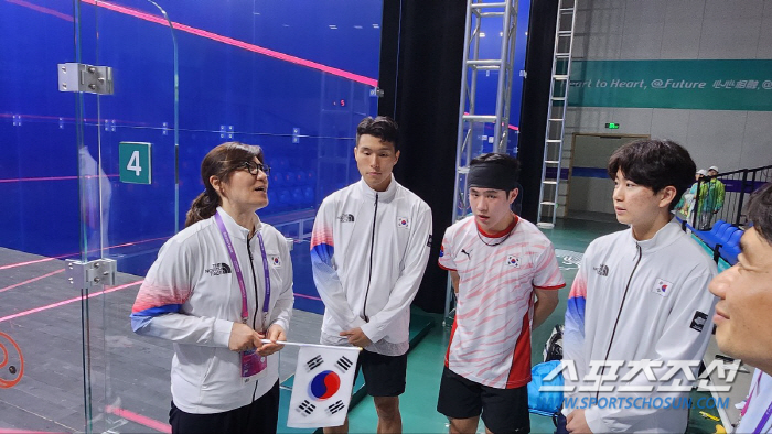 "투혼의 남녀 스쿼시" 한일전 동반승 쾌거! 女동메달 확보...내일 강호…