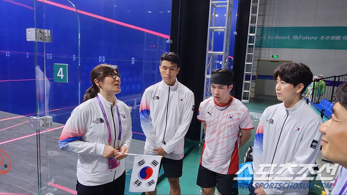 "투혼의 남녀 스쿼시" 한일전 동반승 쾌거! 女동메달 확보...내일 강호…