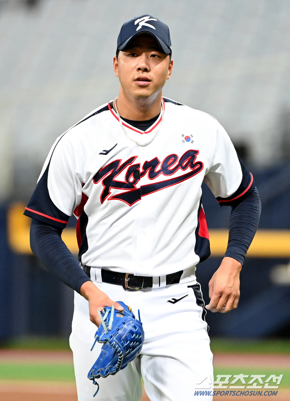 '29년만의 우승인데…' ERA 4.74+24세 필승조, AG만 바라본다…