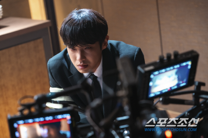 엄기준, '7인의 탈출' 5회 만에 첫 등판…얼마나 잔인하길래 바로 '1…