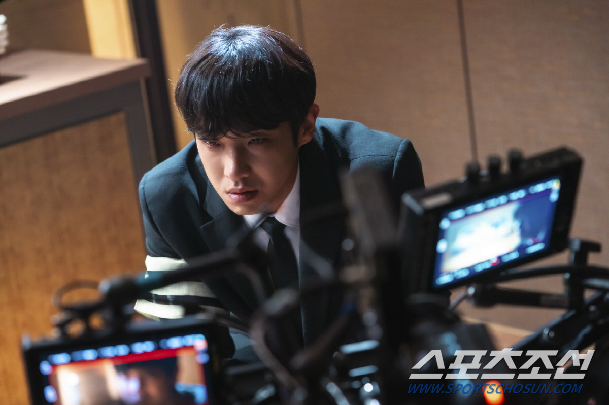 엄기준, '7인의 탈출' 5회 만에 첫 등판…얼마나 잔인하길래 바로 '1…