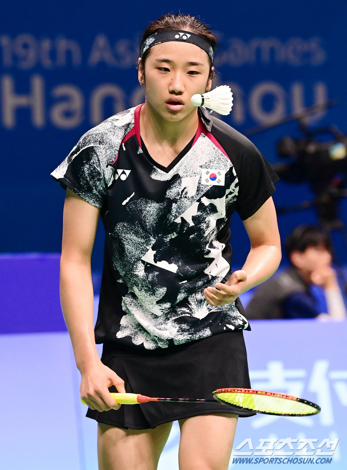 10월 1일 중국 항저우 빈장 체육관에서 열린 항저우아시안게임 배드민턴 여자단체전 대한민국과 중국 결승전. 1단식에서 경기를 펼치고 있는 안세영. 항저우(중국)=송정헌 기자songs@sportschosun.com/2023.10.01/