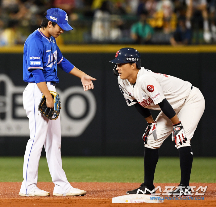 쉬고나온 롯데, 또 이겼다 4연승 가을의 꿈 연장...'윌커슨 12승+노…