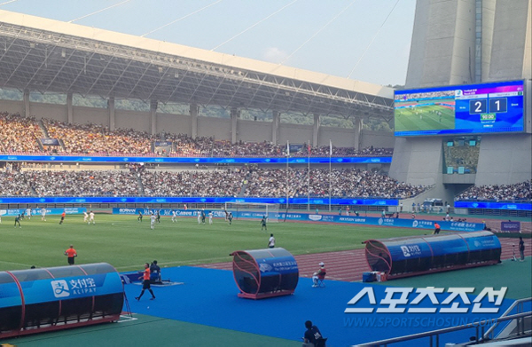 [항저우현장]한국 축구, 중국 꺾고 4강 진출시 '연령별 강자' 우즈벡과…