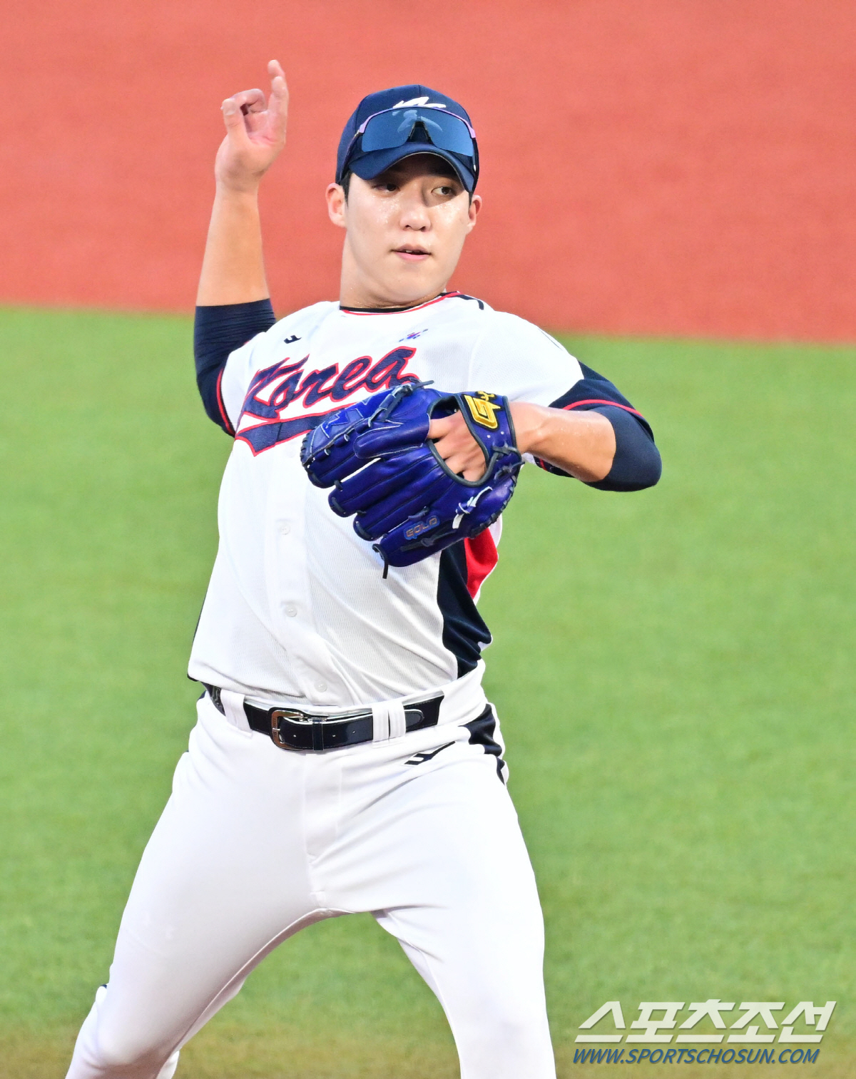 '푸른피에이스' 원태인, 감추고 감췄던 선봉장…노시환-강백호-문보경 클린…