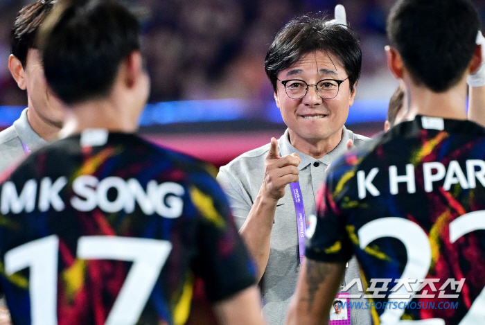 [항저우 현장리뷰]'홍현석 FK골X이강인 26분'한국, 중국 안방서 2대…