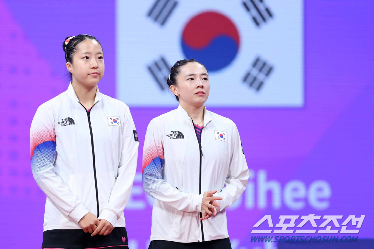 신유빈X전지희 21년만의 金뒤엔 '2002부산金'석은미 코치 있었다[항저…