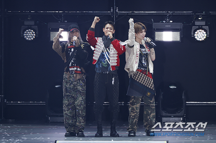 샤이니, 내년 2월 도쿄돔 콘서트 전격 발표…사이타마서 日 아레나 투어 …