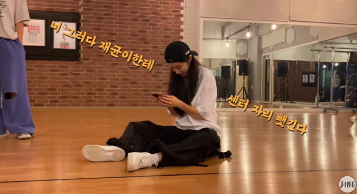 “라이벌 ♥황재균..센터자리 뺏겨” 지연, 큰일 났다