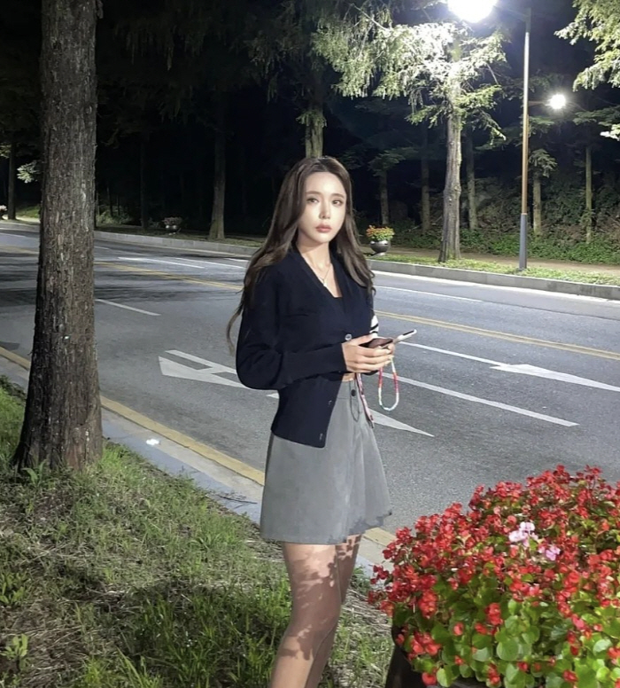 홍진영, 깜짝 놀랄 무보정 실물 몸매