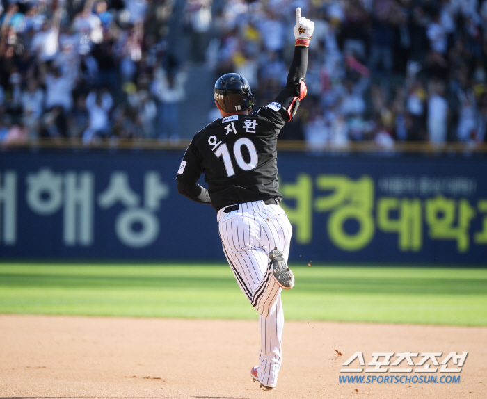 이동중 우승한 염갈량의 다짐 "29년만에 우승인데 팬들과 함께 못해 아쉽…