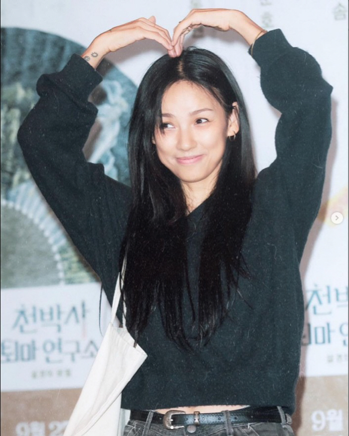 이효리, 6년만에 '본캐' 컴백…데뷔 26년차 보컬학원 등록한 진심 통할…