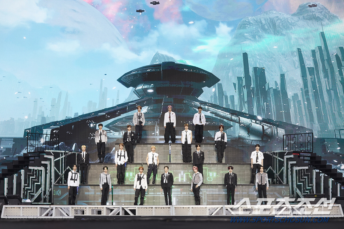 NCT 정규 4집 'Golden Age', 日 오리콘 위클리 앨범 차트 …