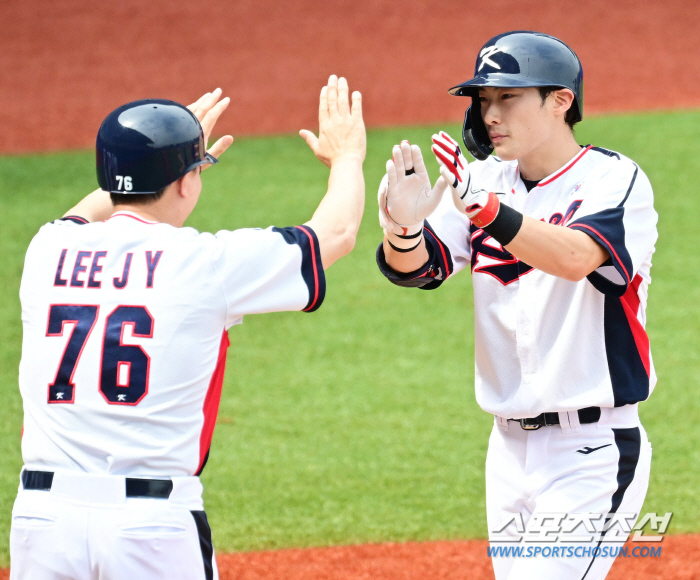 대만에 뺨맞고 태국에 화풀이…'최지훈+윤동희+김주원 AG 첫 홈런→강백호…