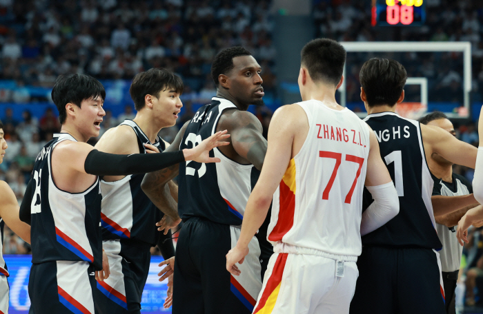 [항저우ON]'예견된 대참사'남자농구 中에 완패 망신, 17년 만에 '노…