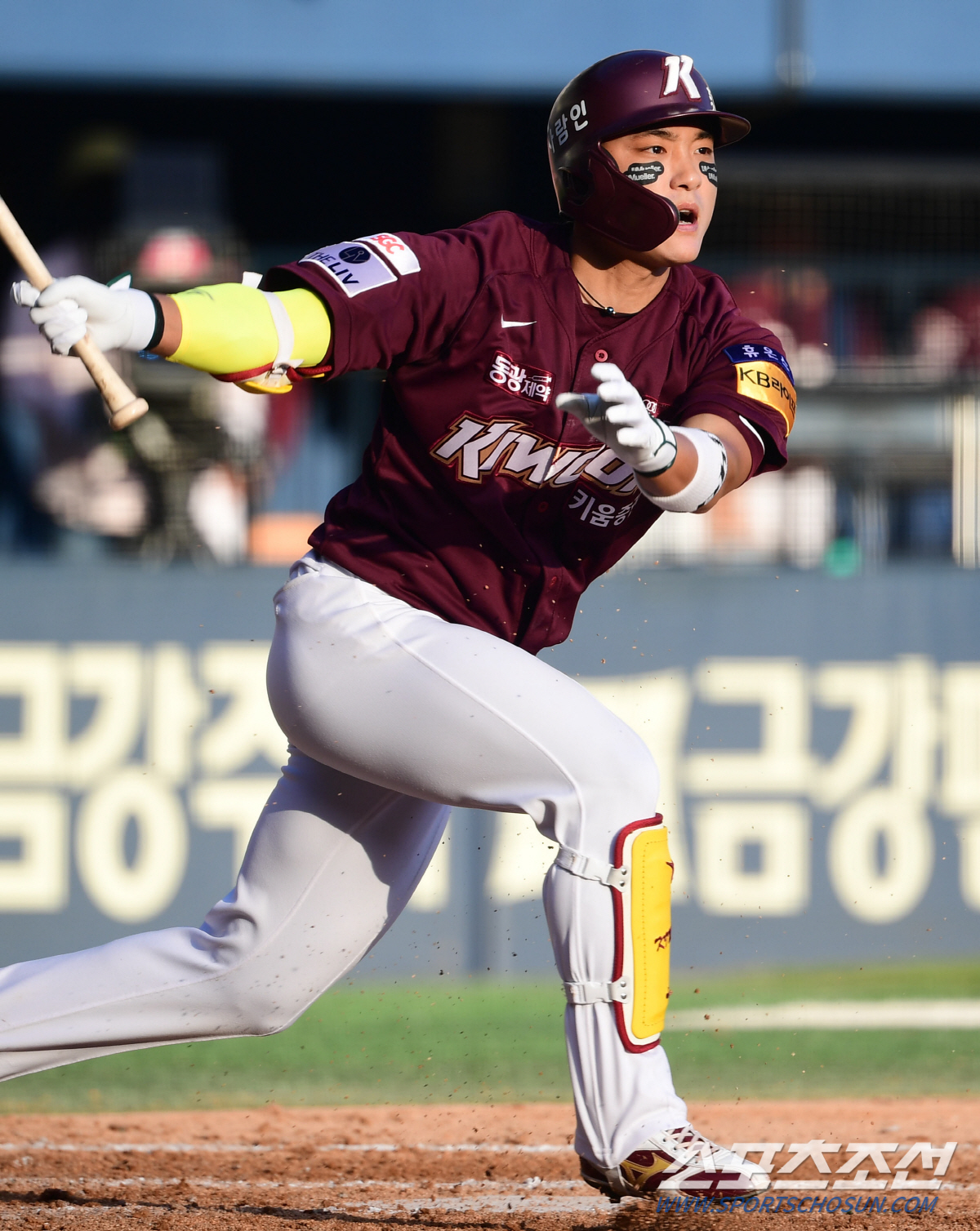 [잠실현장]역전패 빌미가 된 김재호 수비실책…두산전 8연패중 히어로즈 마…