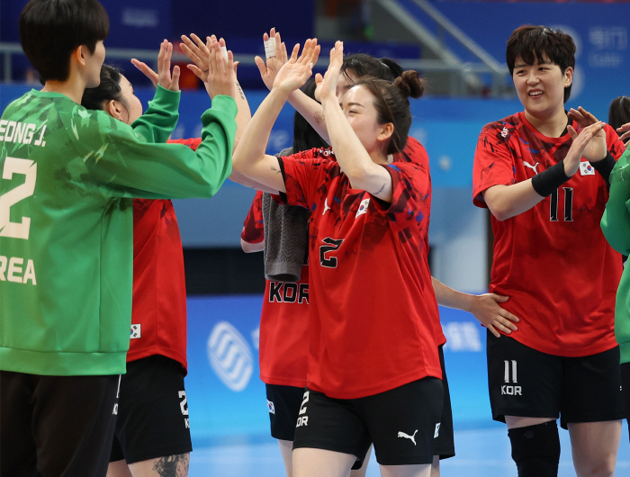13년 전 광저우 치욕, 항저우에서 씻는다…여자 핸드볼, 결승 한일전 성…