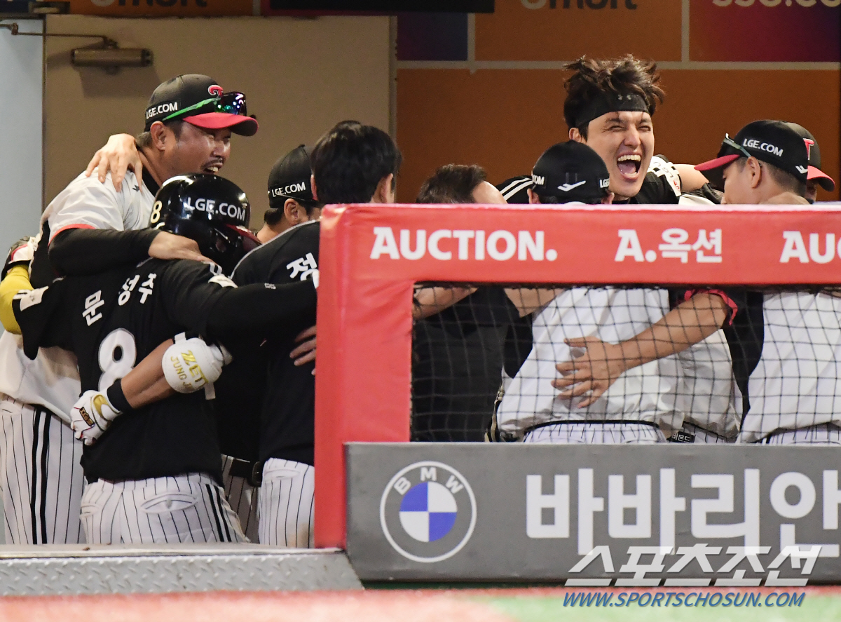 우승후보의 쉬운 우승? 무슨 소리. 세이브왕 부상→국내 선발 붕괴→외국인…