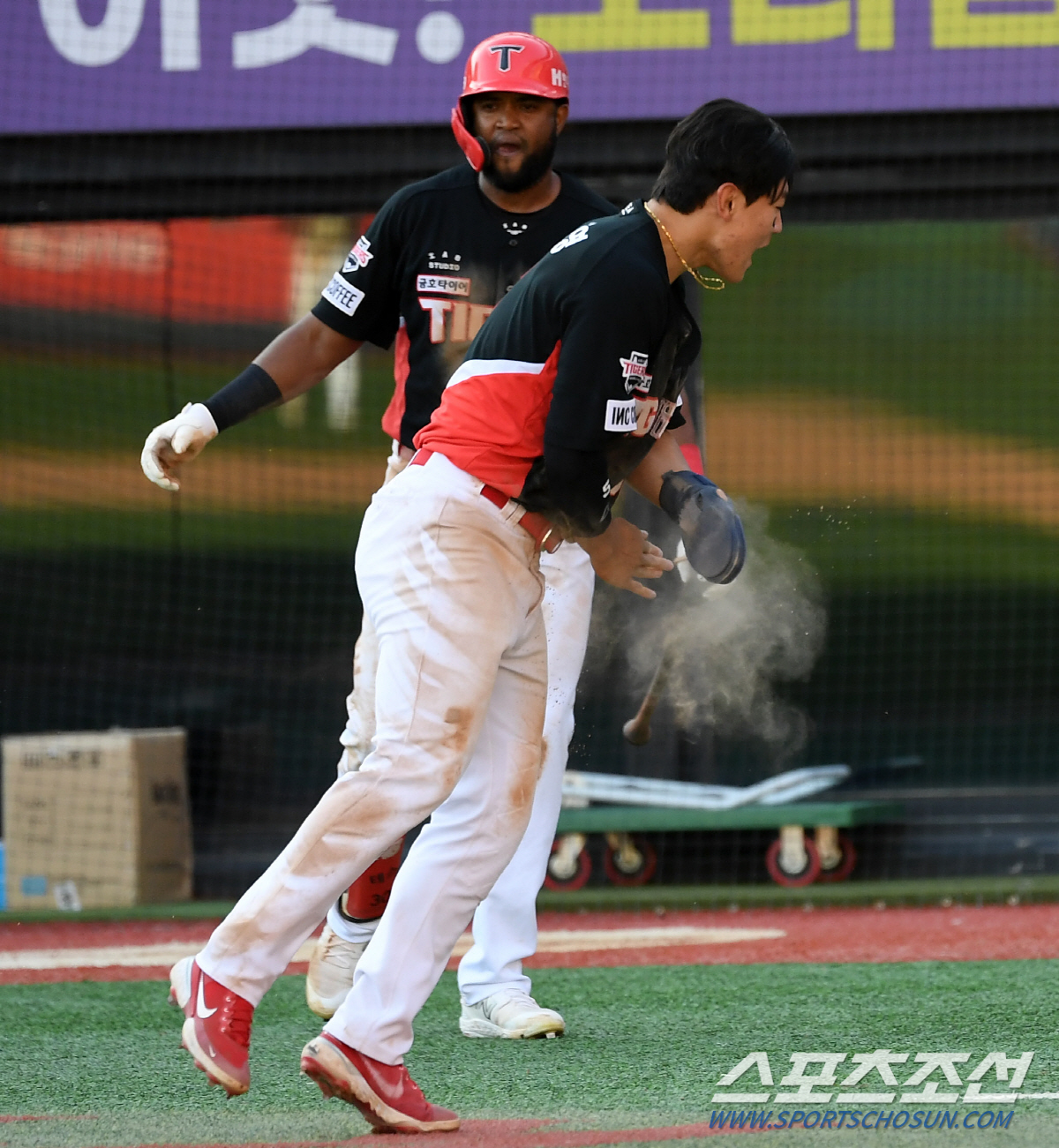 "그것 좀 가져다 주시면…" 안방마님의 세심함, 가을 벼랑 끝 위기의 호…