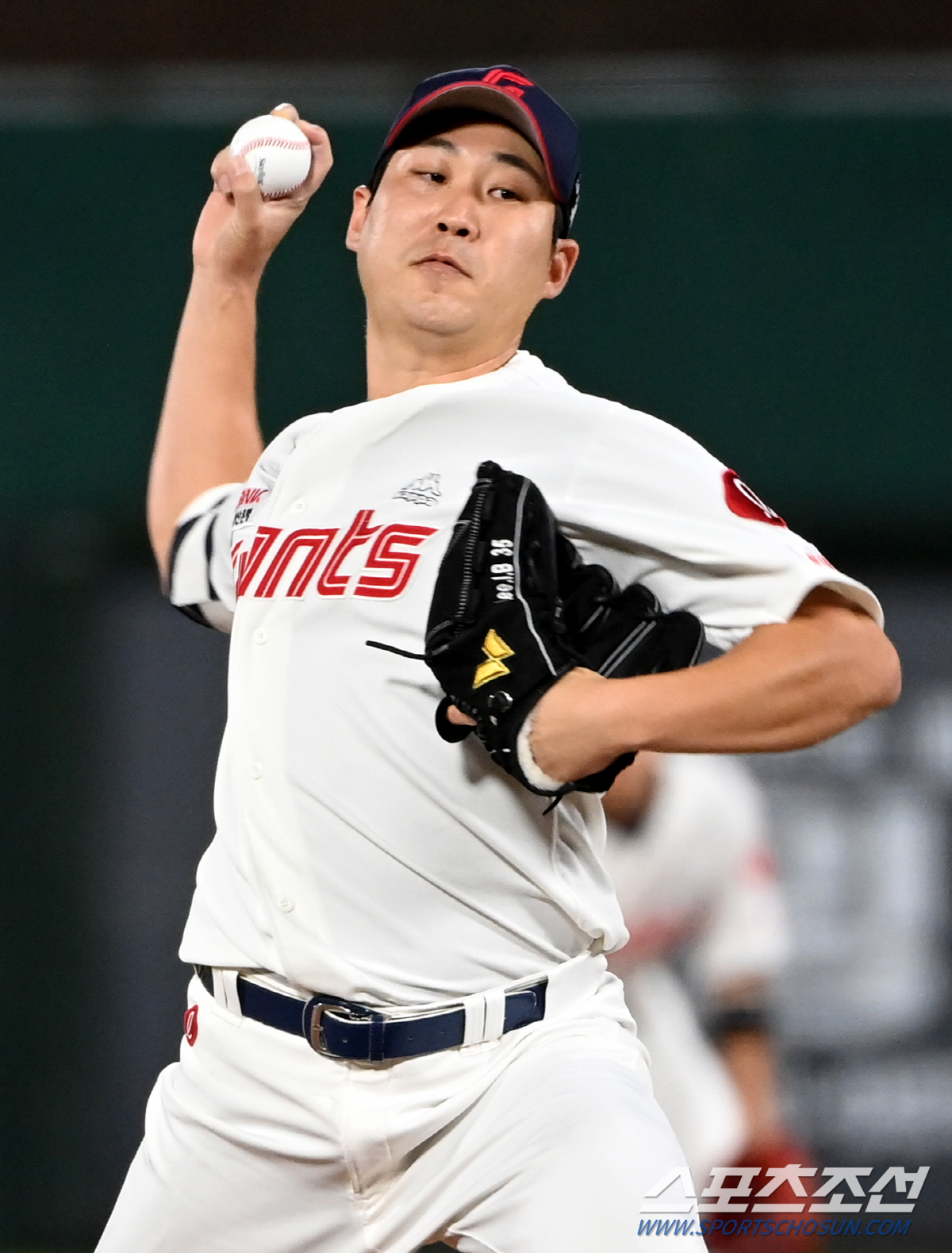 '사직구장에 노란 LG 깃발이...' 0:3→5:3→5:6→7:6. 오지…