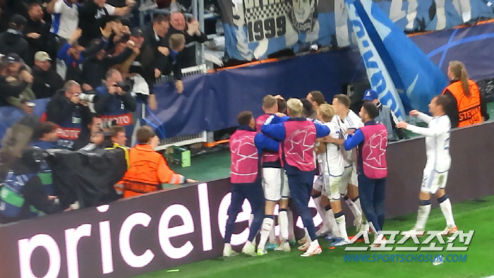 [UCL현장리뷰]'김민재 풀타임' 바이에른 뮌헨, 코펜하겐 2대1 누르고…