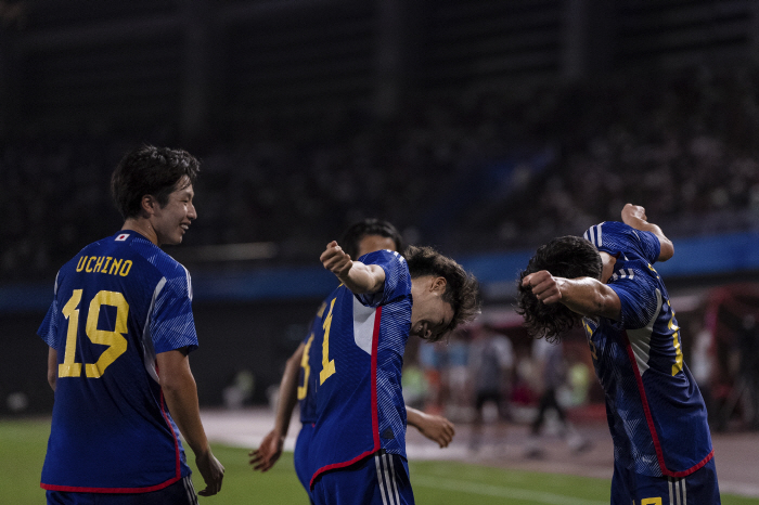 일본, '조기축구 수준' 홍콩 4-0 꺾고 결승 선착…한국 기다린다[항저…