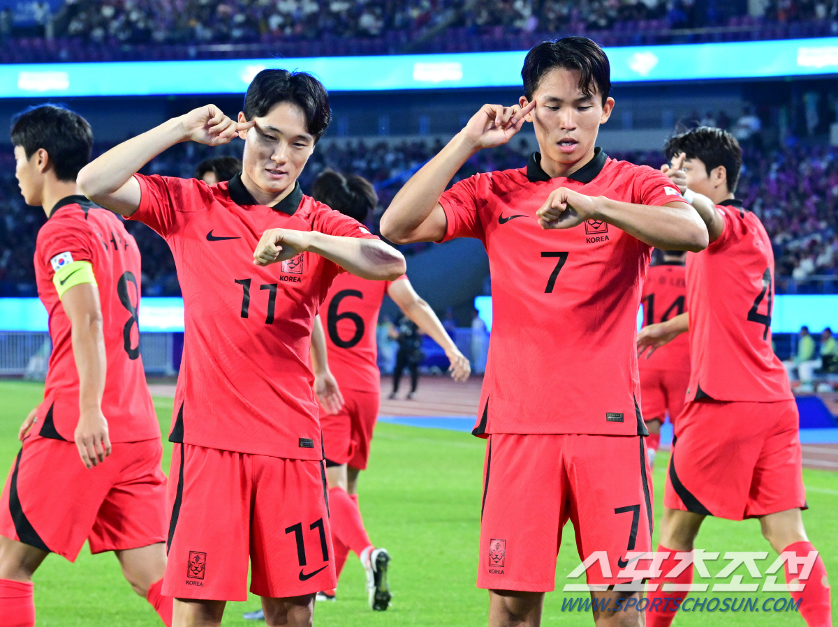 [항저우현장]'결승행 보인다' 정우영 4분만에 선제골, 한국, 우즈벡에 …