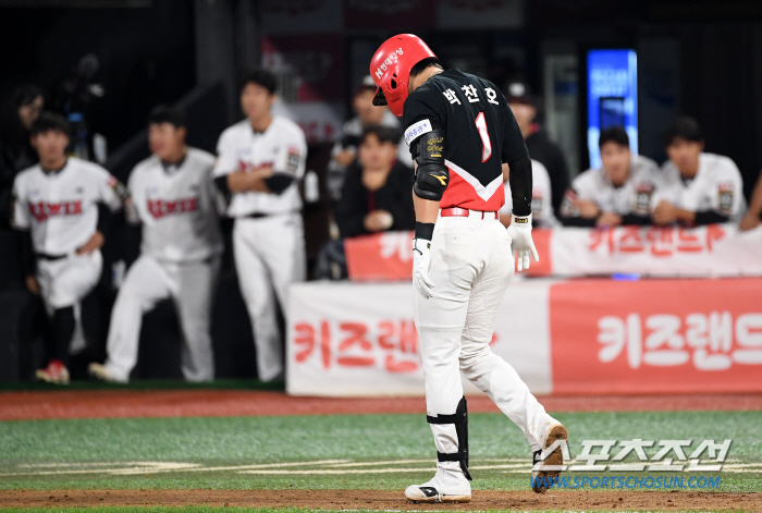 '얼마나 미안했으면' 사구 직후 주저앉은 박찬호를 걱정하던 이선우, '모…