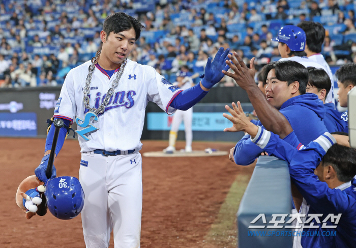 [대구현장]1~5회 51구로 15타자 셧아웃…8이닝 1실점 뷰캐넌 '포효…