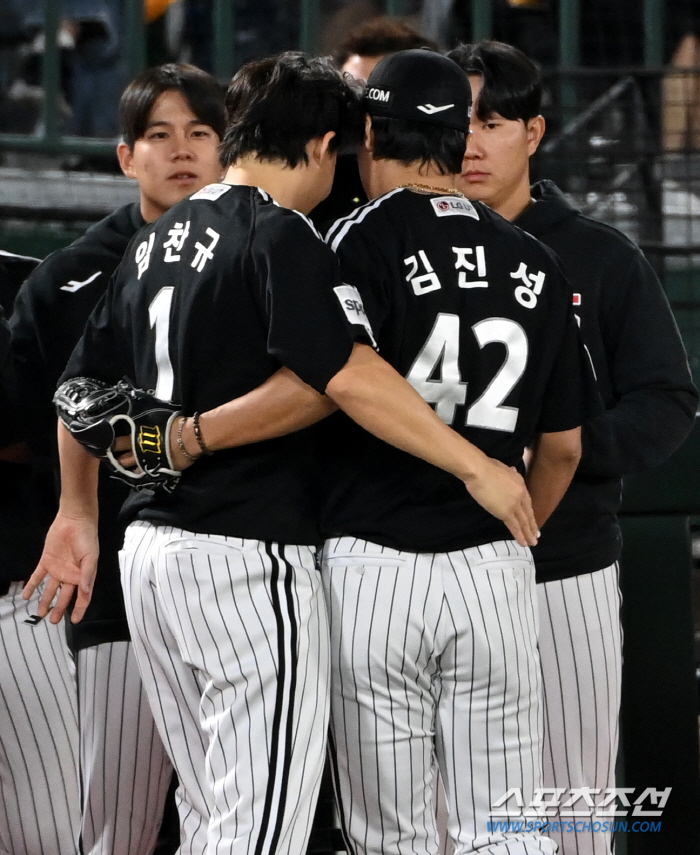 '이것이 1위팀인가.' 주전 5명 빼고도 총력전 롯데에 5대3 승리. 임…