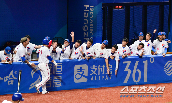 이제 '경우의 수' 없다…'한-일전 쾌승' 류중일호, 6일 중국 이기면 …