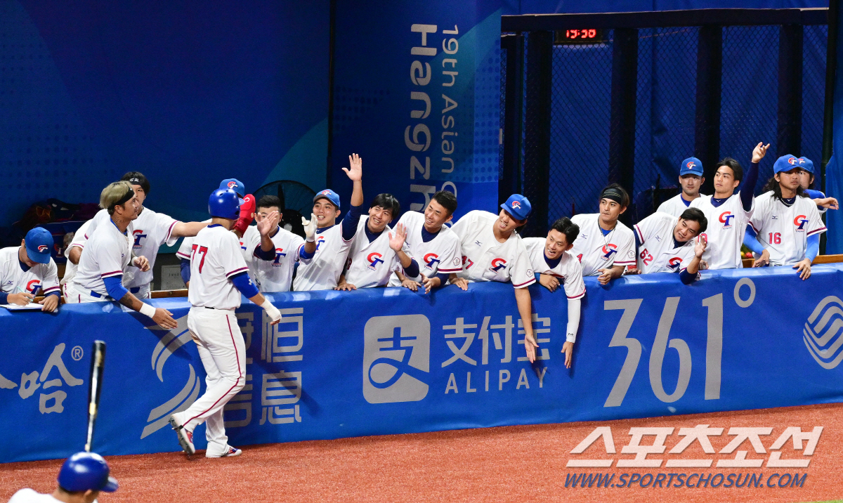 이제 '경우의 수' 없다…'한-일전 쾌승' 류중일호, 6일 중국 이기면 …