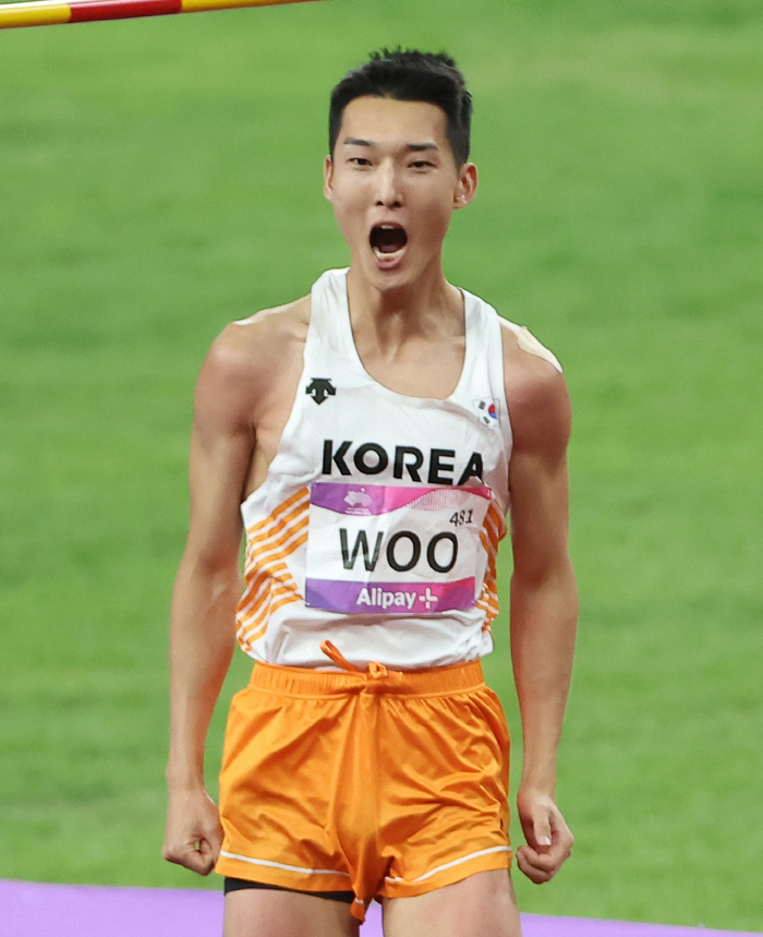 [항저우스토리]'라이벌도 인정'우상혁의 위상…"기록 꼭 넘을 것, 날 무…