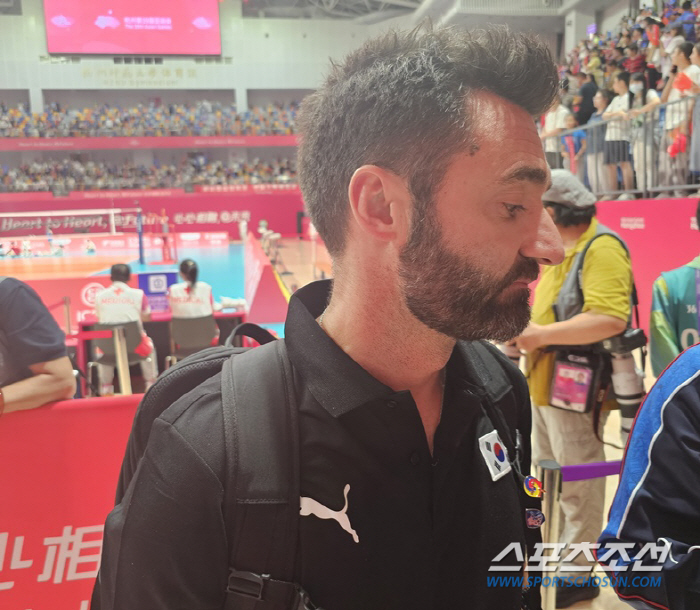 "AG 노메달, 韓여자배구 현실적 위치…김연경 공백 메우기 어렵다" 세자…