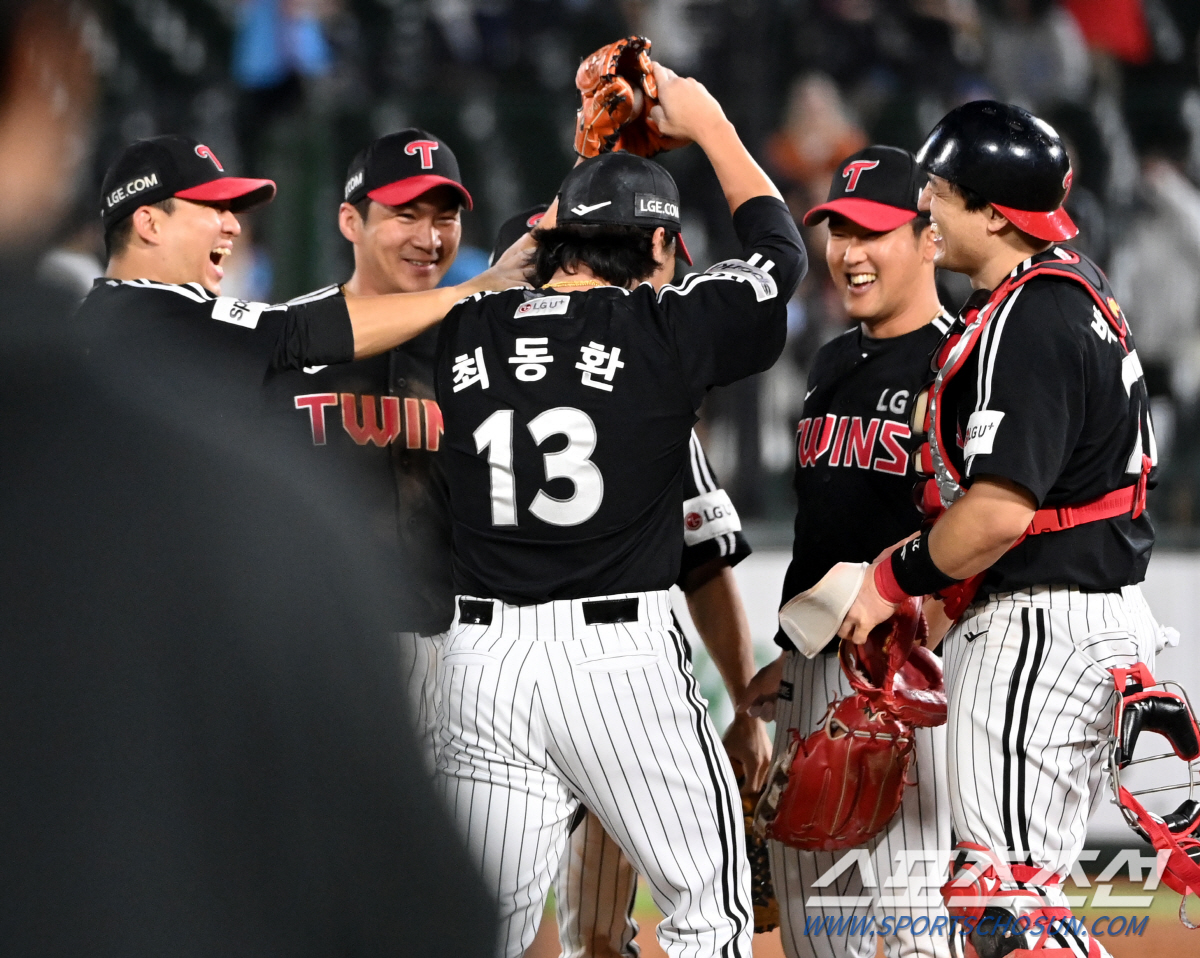 킬포가 몇 개냐. 6년만의 세이브 감격 최동환, 결승타+4안타 오지환, …