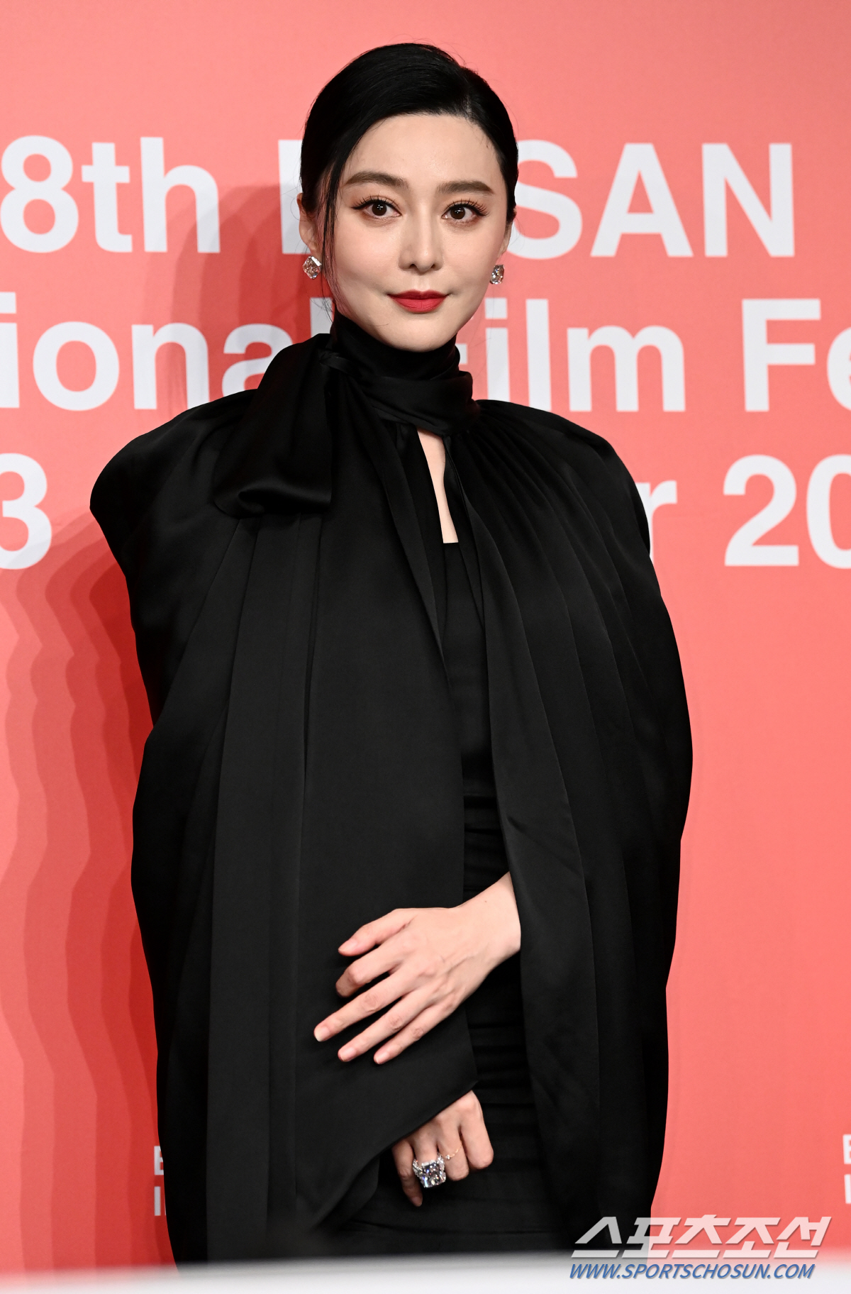 [SC-BIFF] "손편지 받고 ♥감동"…판빙빙X이주영, '녹야'로 싹 …