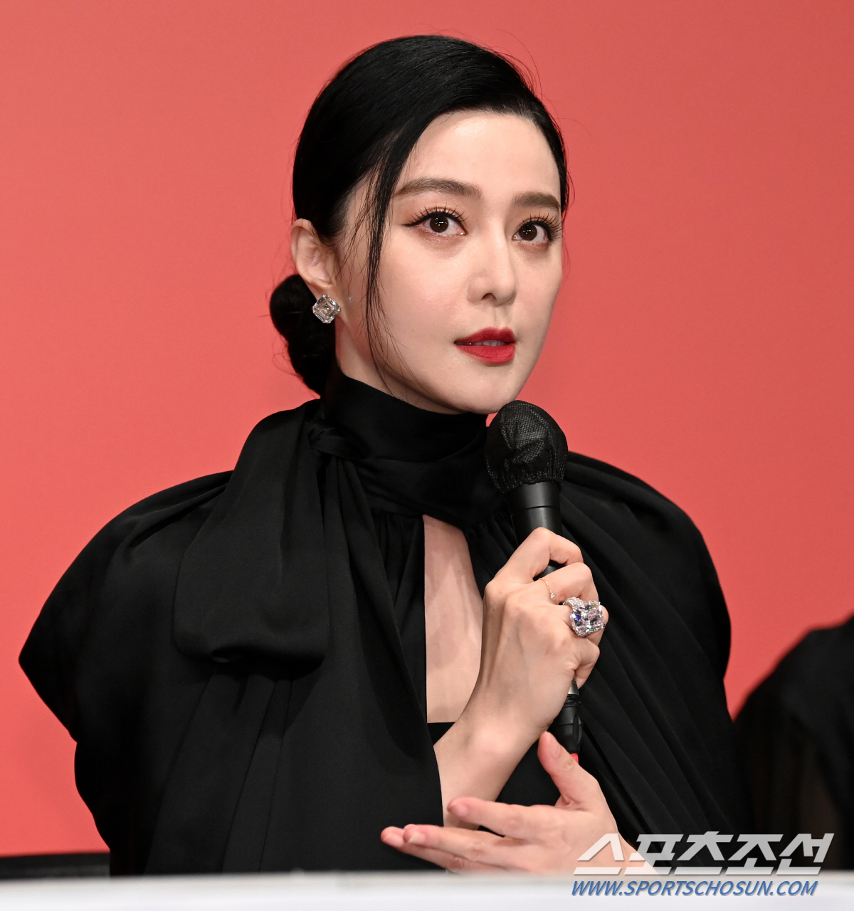 [SC-BIFF] "손편지 받고 ♥감동"…판빙빙X이주영, '녹야'로 싹 …