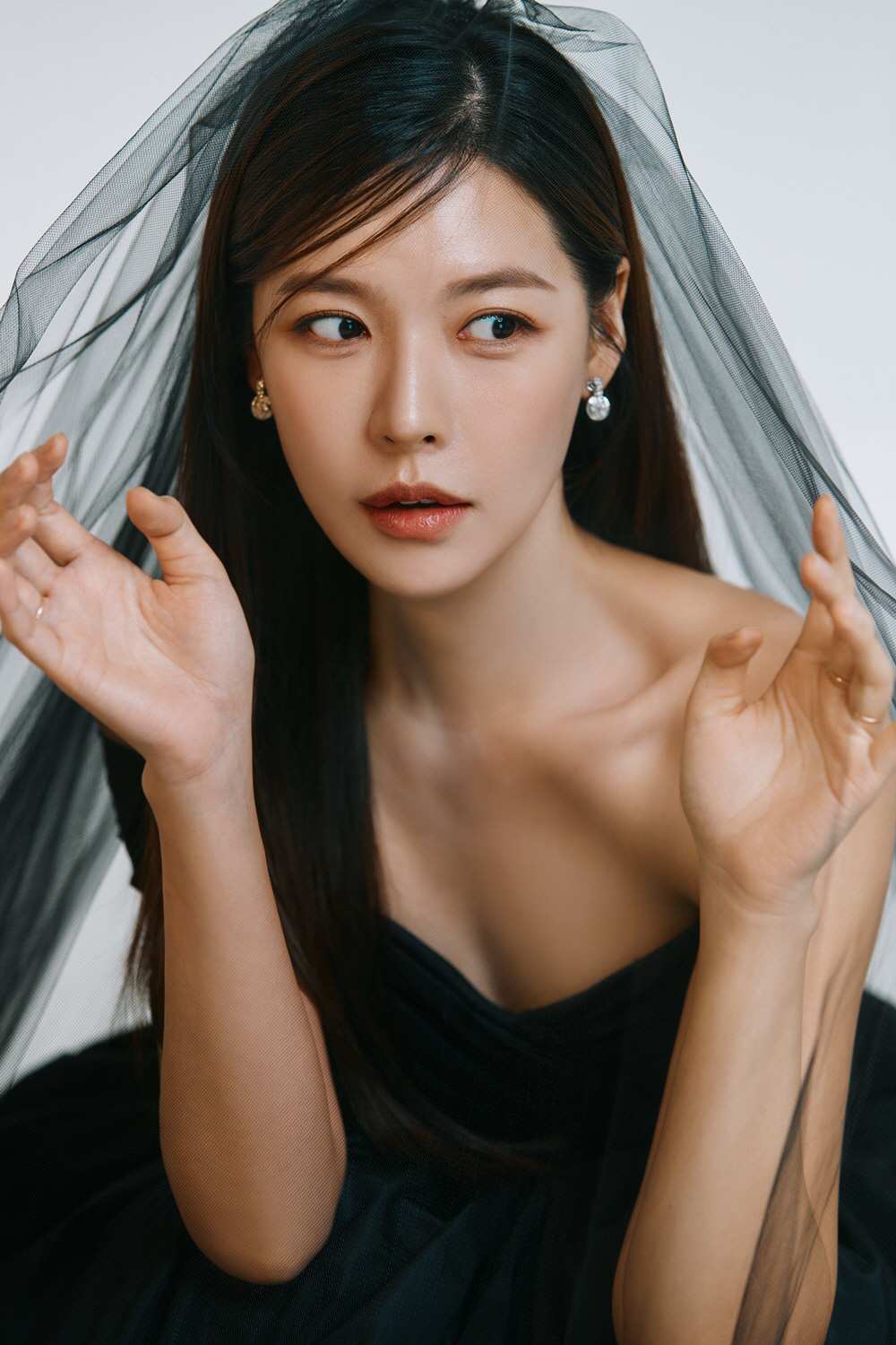 헬로비너스 송주희, 결혼 발표 "예비신랑=존경하는 사람…좋은 영향 줘" …