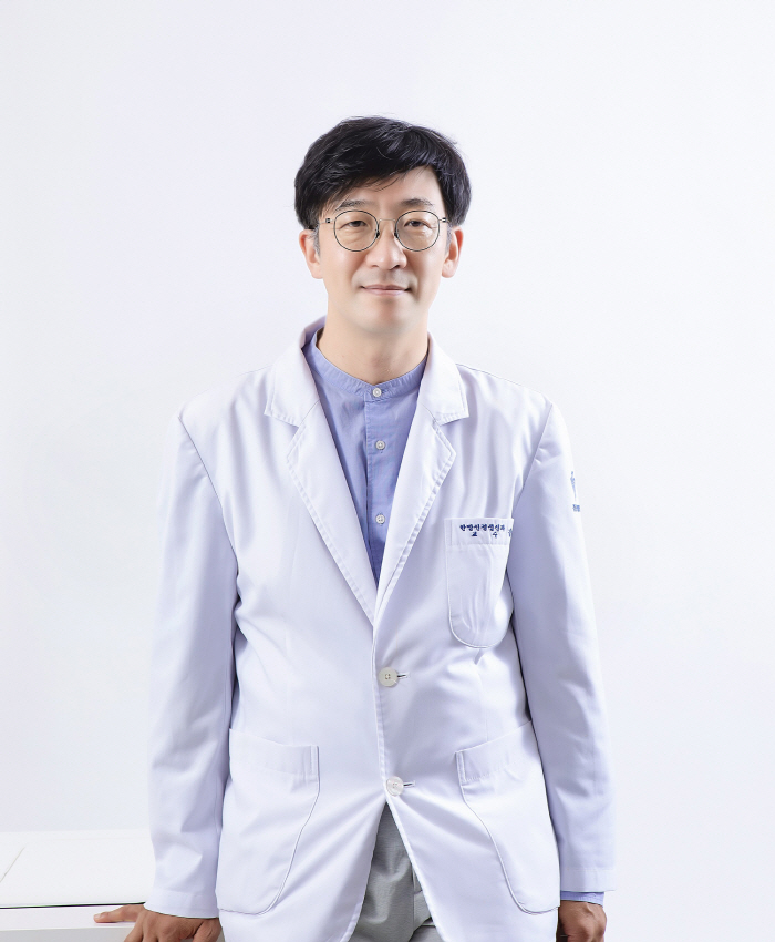 남녀노소 가리지 않는 '화병', 치료 첫걸음은 '걷기'