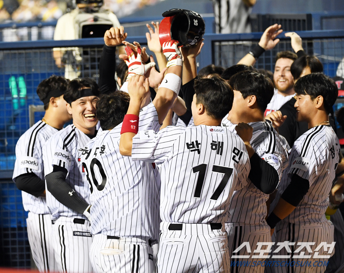 "LG는 안돼" 28년 동안 쌓인 DTD 편견을 깼다. 이제 또 깨야 한…