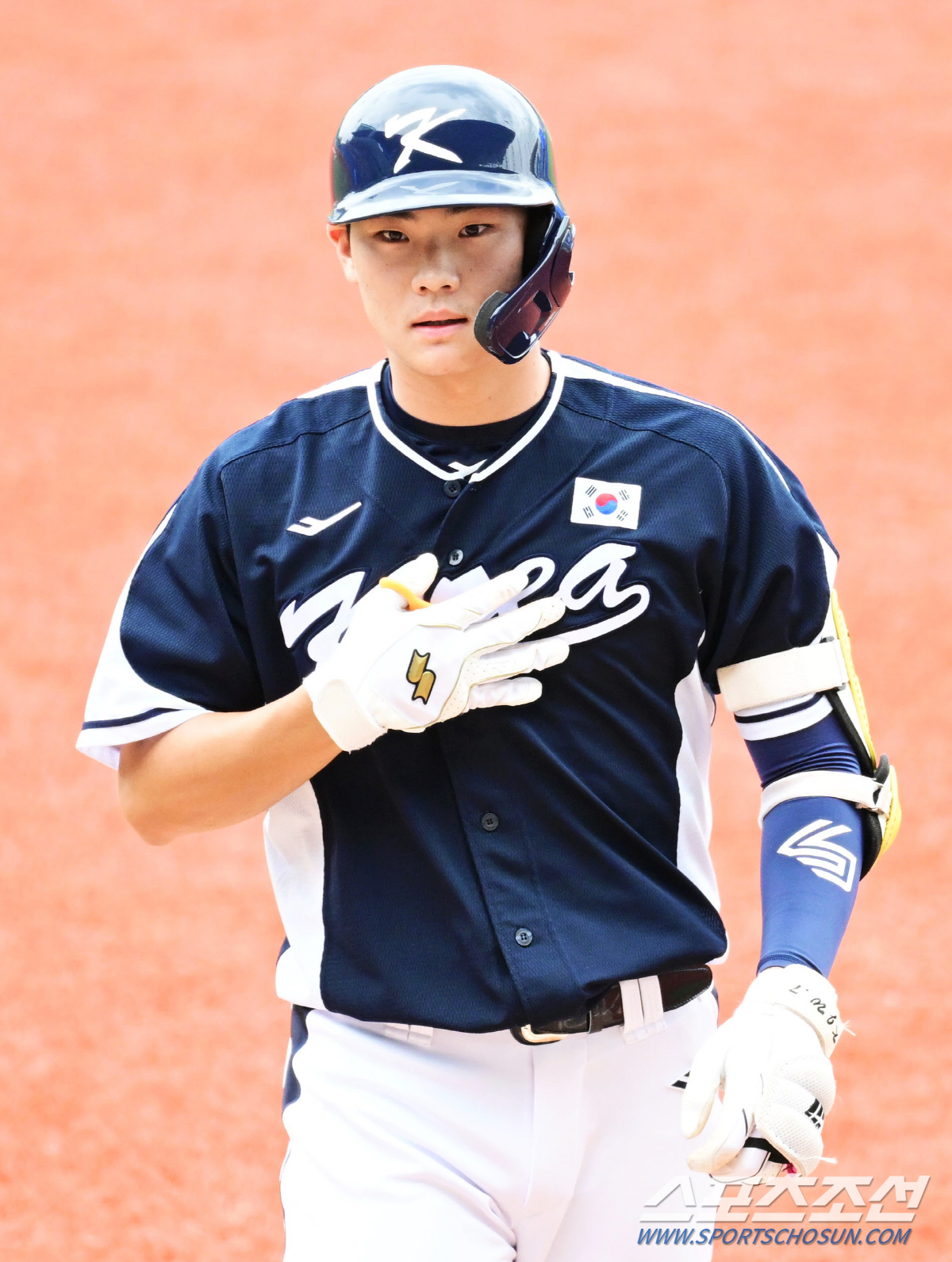 선취점 뽑았다. 문보경 2루타-김주원 희플. 연속안타+린위민 폭투까지..…