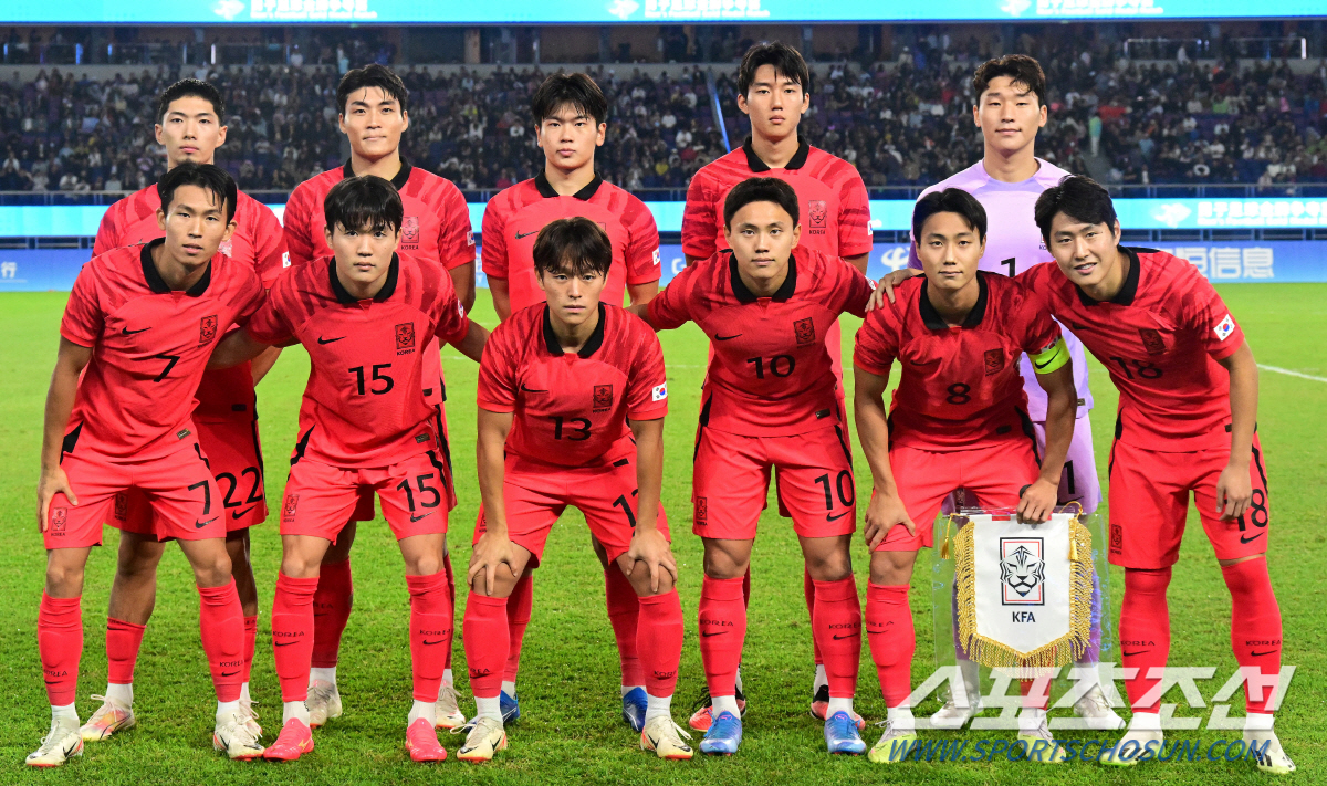 [항저우 현장리뷰]'일본대침몰' 0-1→2-1 조영욱 결승골 황선홍호, …