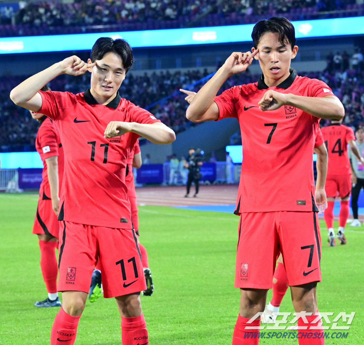 항저우의 '병역면제 브로커'는 '손흥민 빙의' 정우영이었다…8골 하드캐리…