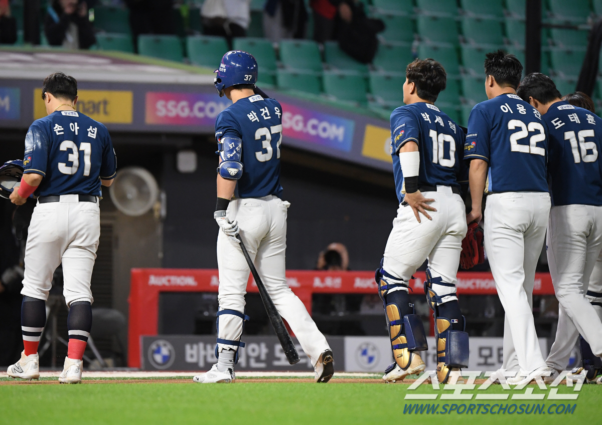 아시안게임 중단 없이 치른 2주. 승자는 SSG. 패자는 NC. 결과는 …