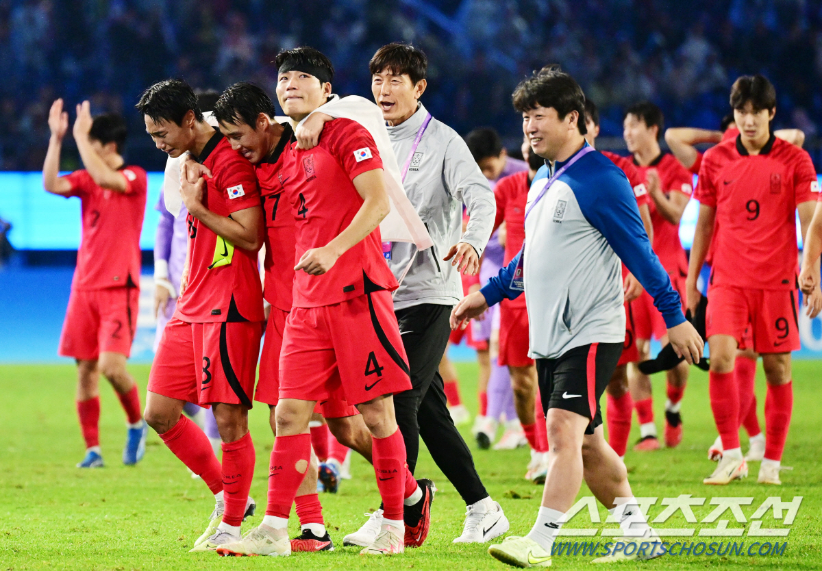 [AG금메달-손흥민 반응]'항저우 금메달 소식' 손흥민 "너무나 기쁘고 …