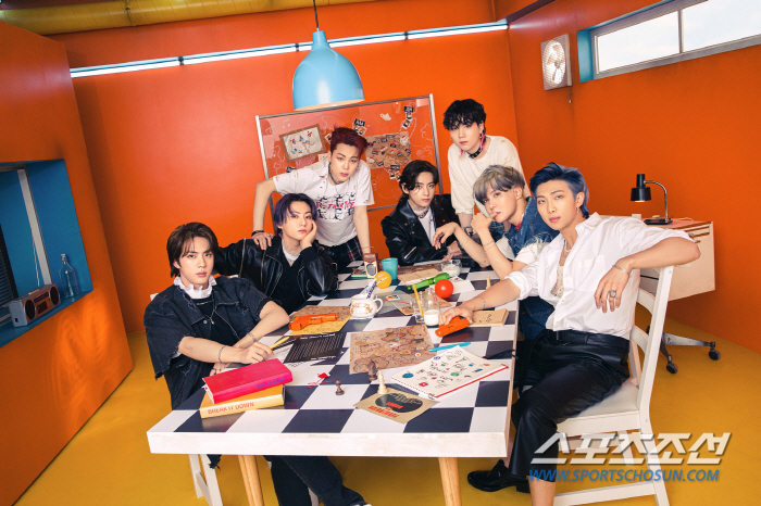 '방탄소년단→NCT→세븐틴', 10월 보이그룹 브랜드평판서 톱3 뽑혀