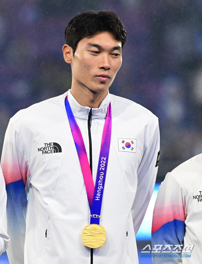 [항저우스토리]'4분 전역'을 뛰어넘은 '0분 전역', 황선홍호의 '가장…