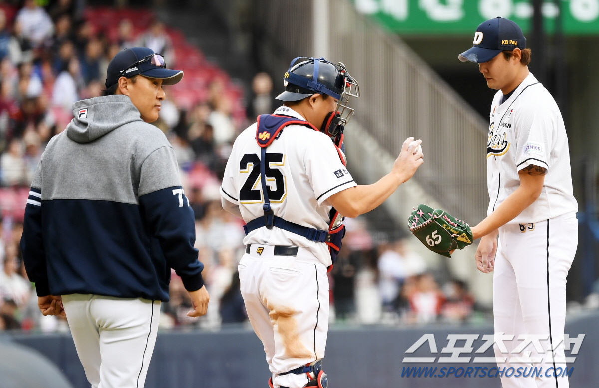'믿음에 승리로 보답한 마무리' 9회 마운드 직접 찾은 이승엽 감독, '…